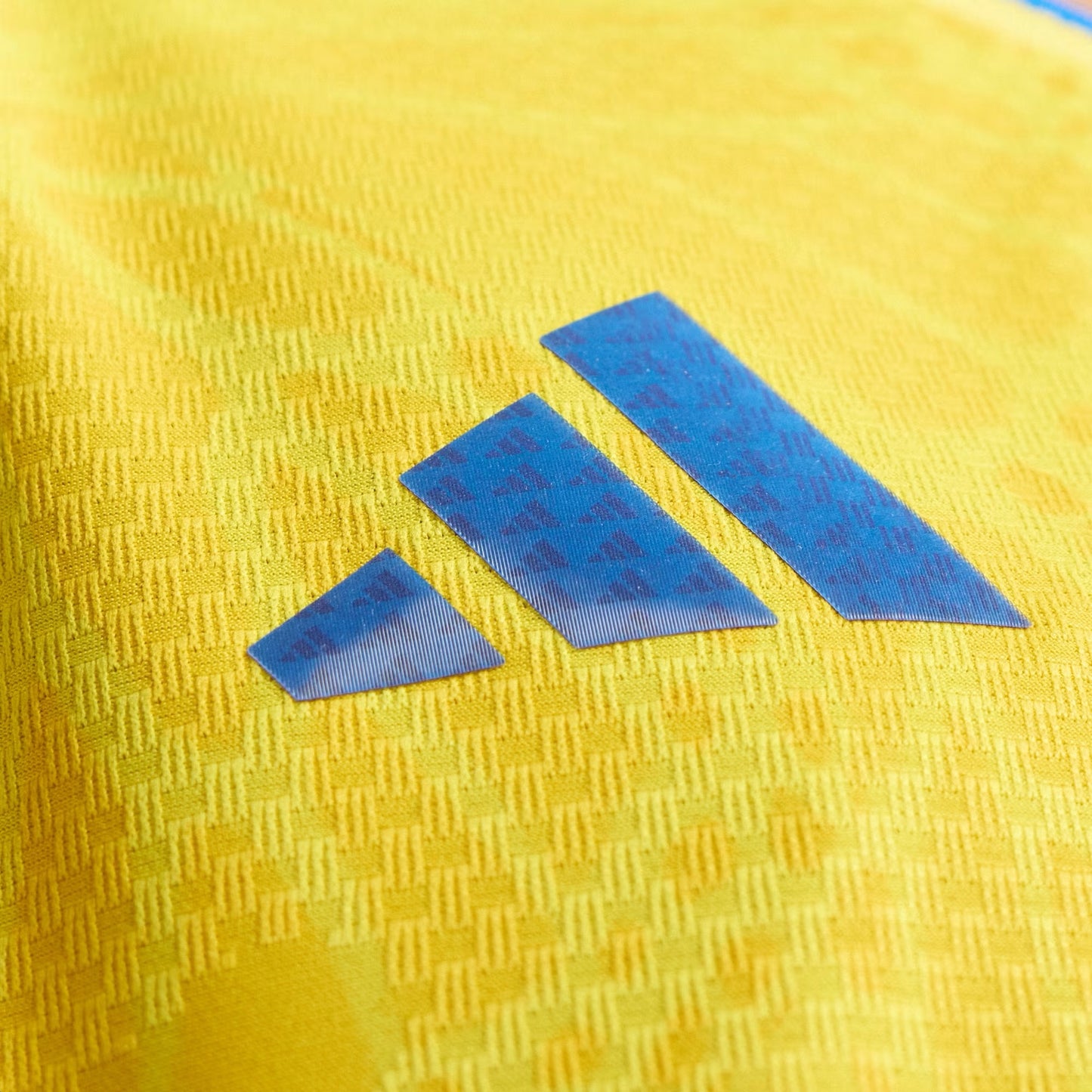 Maillot Colombie Domicile 2026 — Jaune Electric